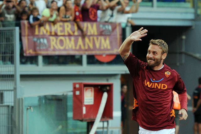 <b>In the mix </b><br/>
It now looks near impossible that Manchester City will sign <b>Daniele De Rossi</b> from Roma, despite being linked with the central midfielder for most of the summer. The Italian called a press conference last week to say he would