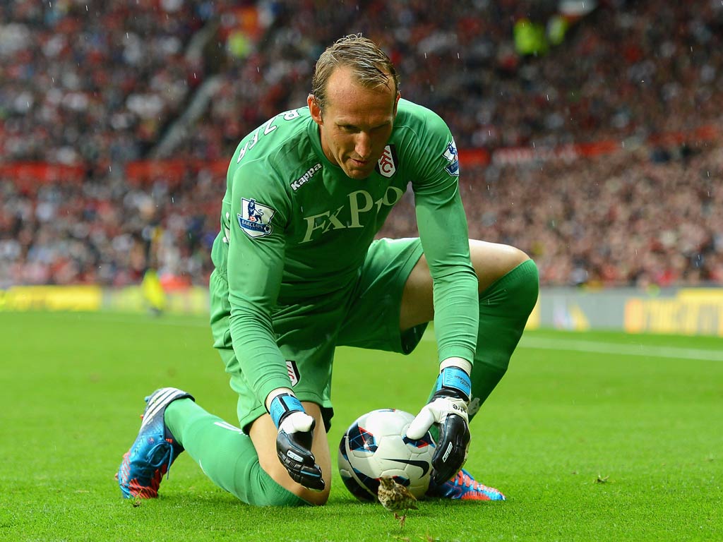 Mark Schwarzer joins from local rivals Fulham