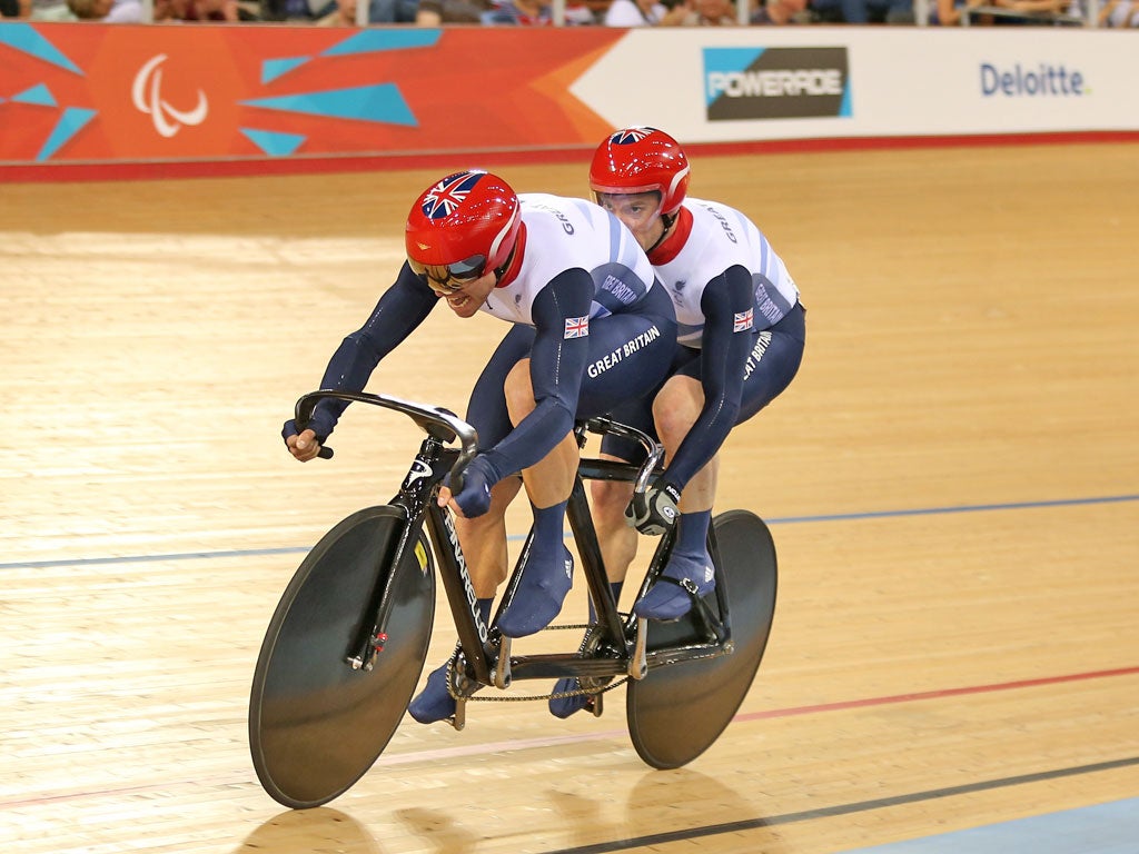 Anthony Kappes and Craig MacLean won Paralympic gold in a stunning all-British tandem sprint final