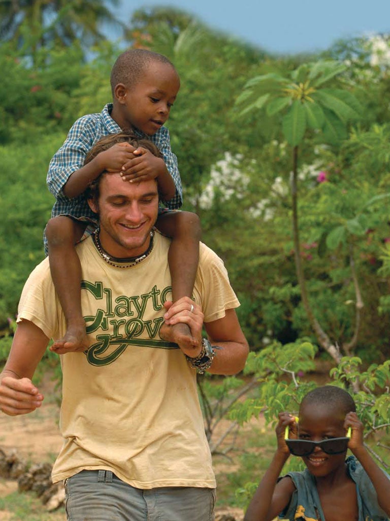 i-to-i - best for animal conservation, but pretty good at other gap year activities too!
<br />i-to-i provides TEFL courses, volunteering opportunities and gap year travel packages