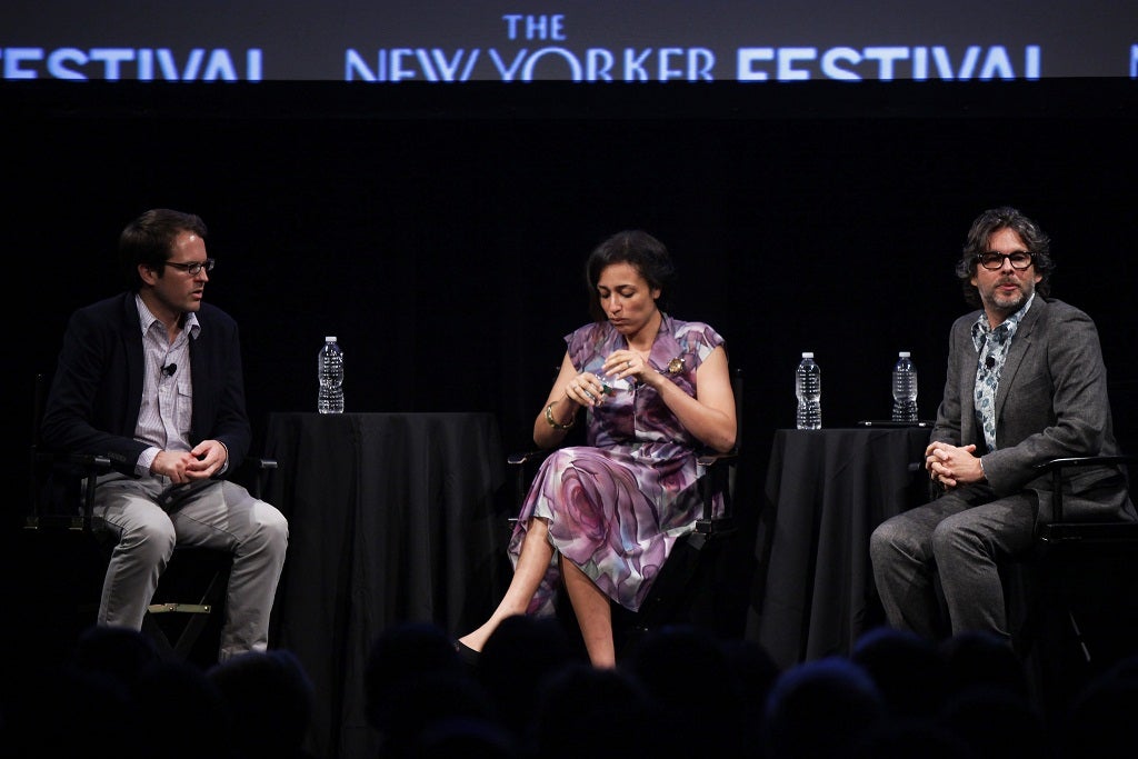 Authors Michael Chabon (R) and Zadie Smith (C) attend 'Fiction Night with Michael Chabon and Zadie Smith' during the 2010 New Yorker Festival