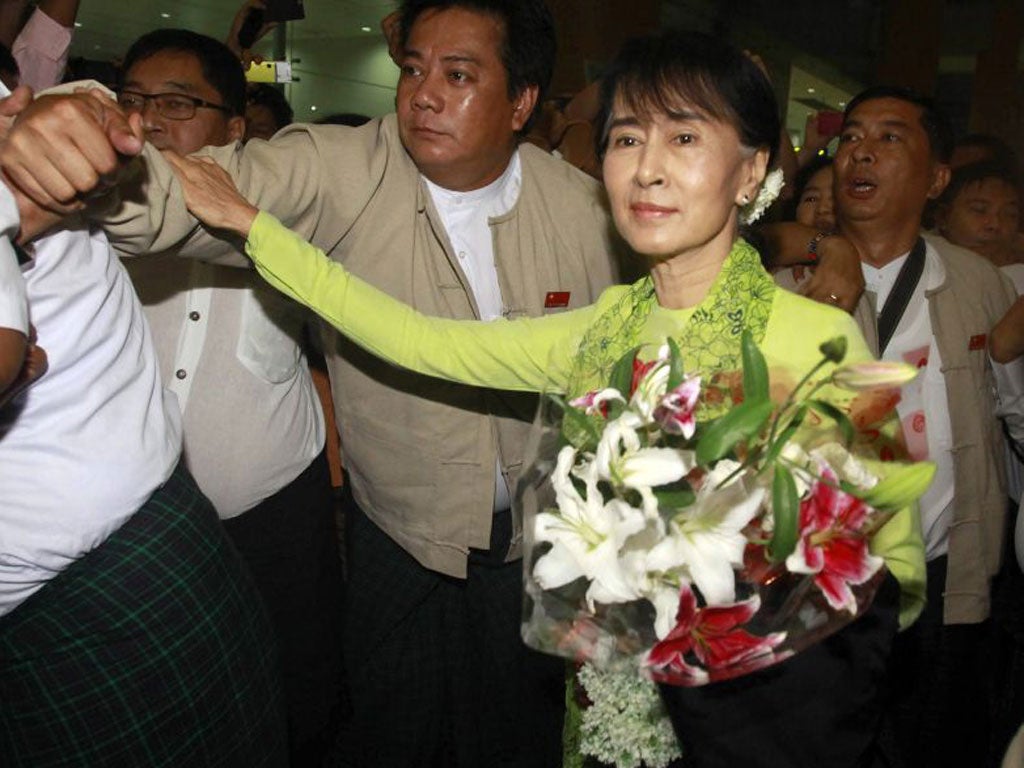 Burma’s opposition leader Aung San Suu Kyi was expected to arrive in Washington last night