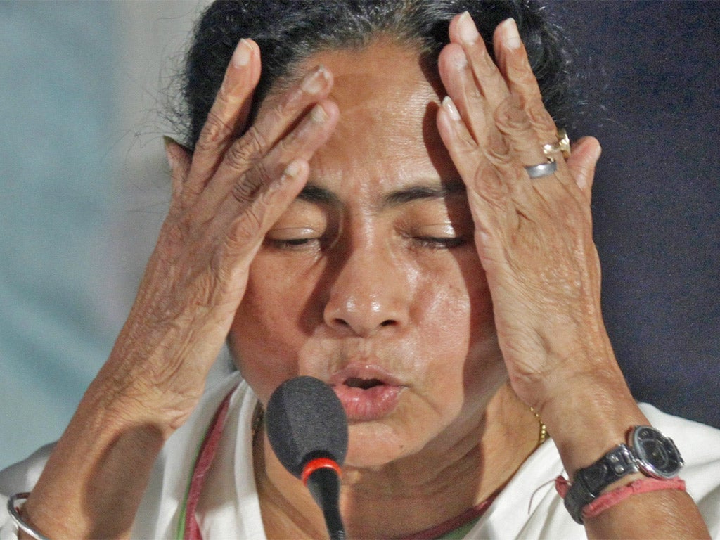 Mamata Banerjee opposes the foreign direct investment plan