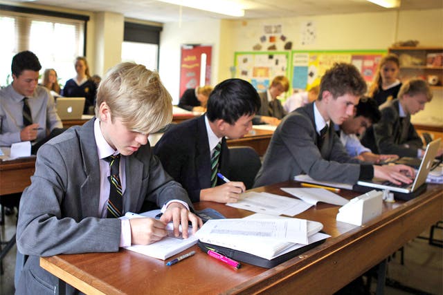 A Year 11 Biology class at Wellington College