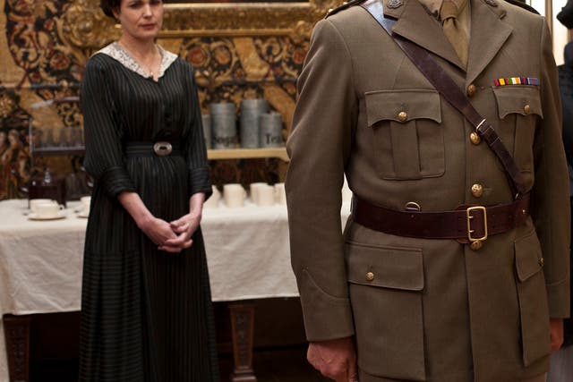 Elizabeth McGovern as Lady Cora, Hugh Bonneville as Lord Grantham