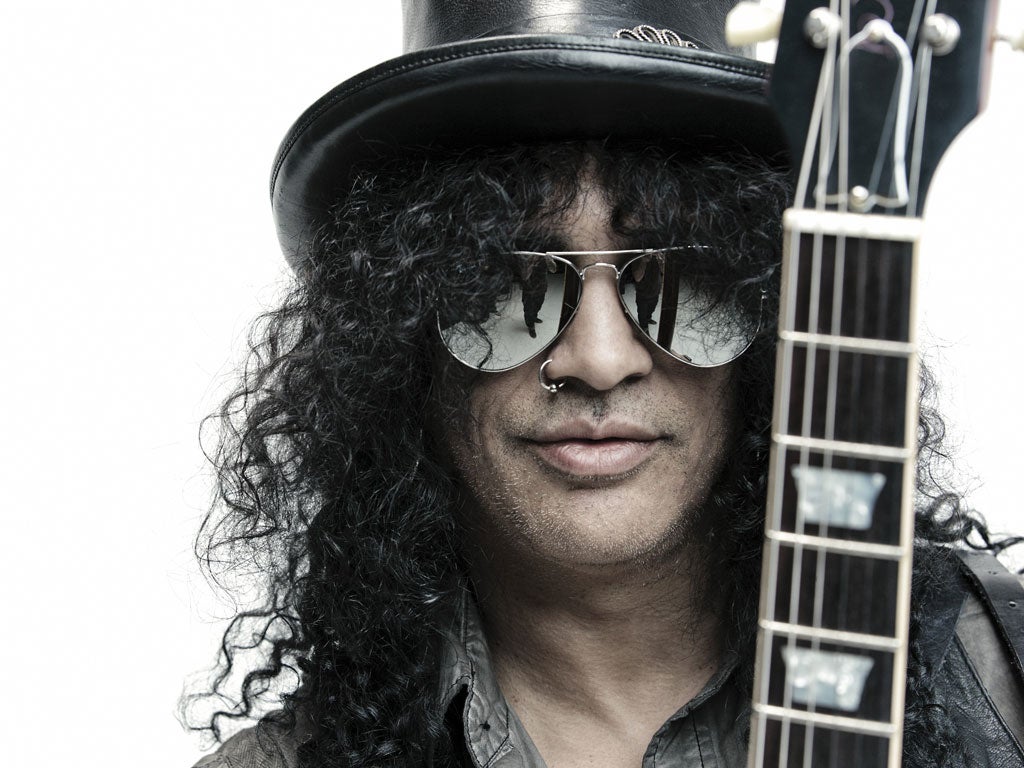 Slash – The Return Of The Guitar Hero: inside the new issue of