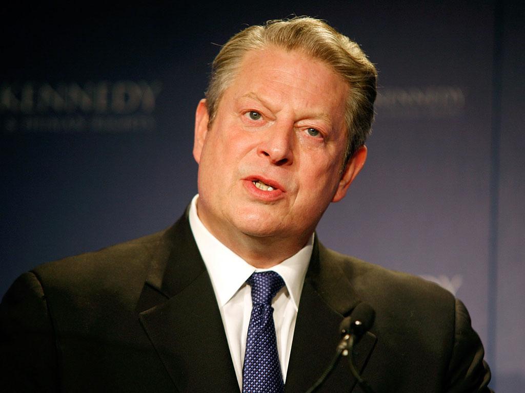 Al Gore waded into the debate over the fate of one of the UK's most distinguished scientific operations