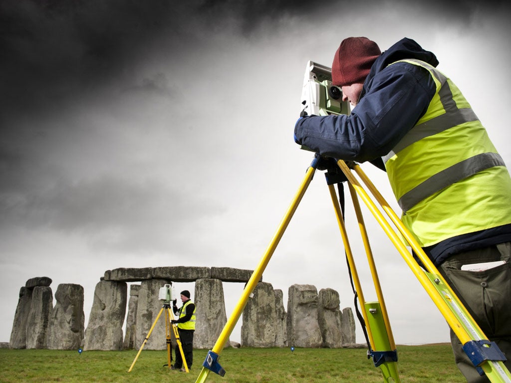 Digital photogrammetry being used to record 3D images of the micro-topography on the tops of the lintels at Stonehenge.