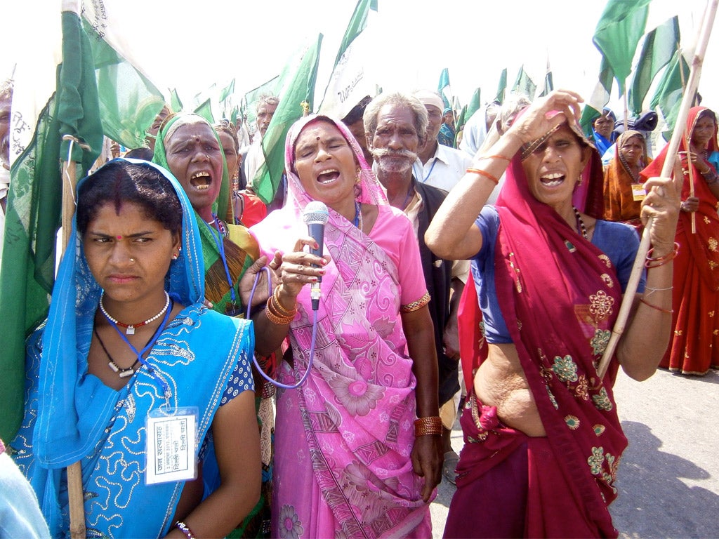 The landless poor march to Delhi to demand reforms on land ownership