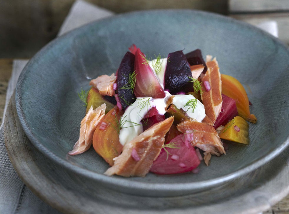 Hotsmoked salmon, beetroot salad and horseradish crème fraîche The