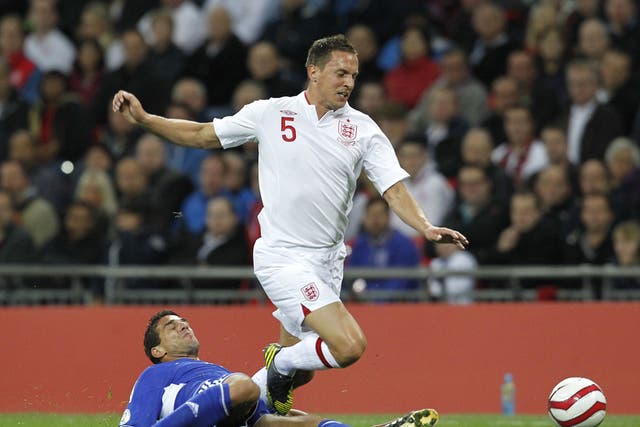 Phil Jagielka - As a defender who specialises in defending, he might as well not have been here, but did nothing wrong. 6
