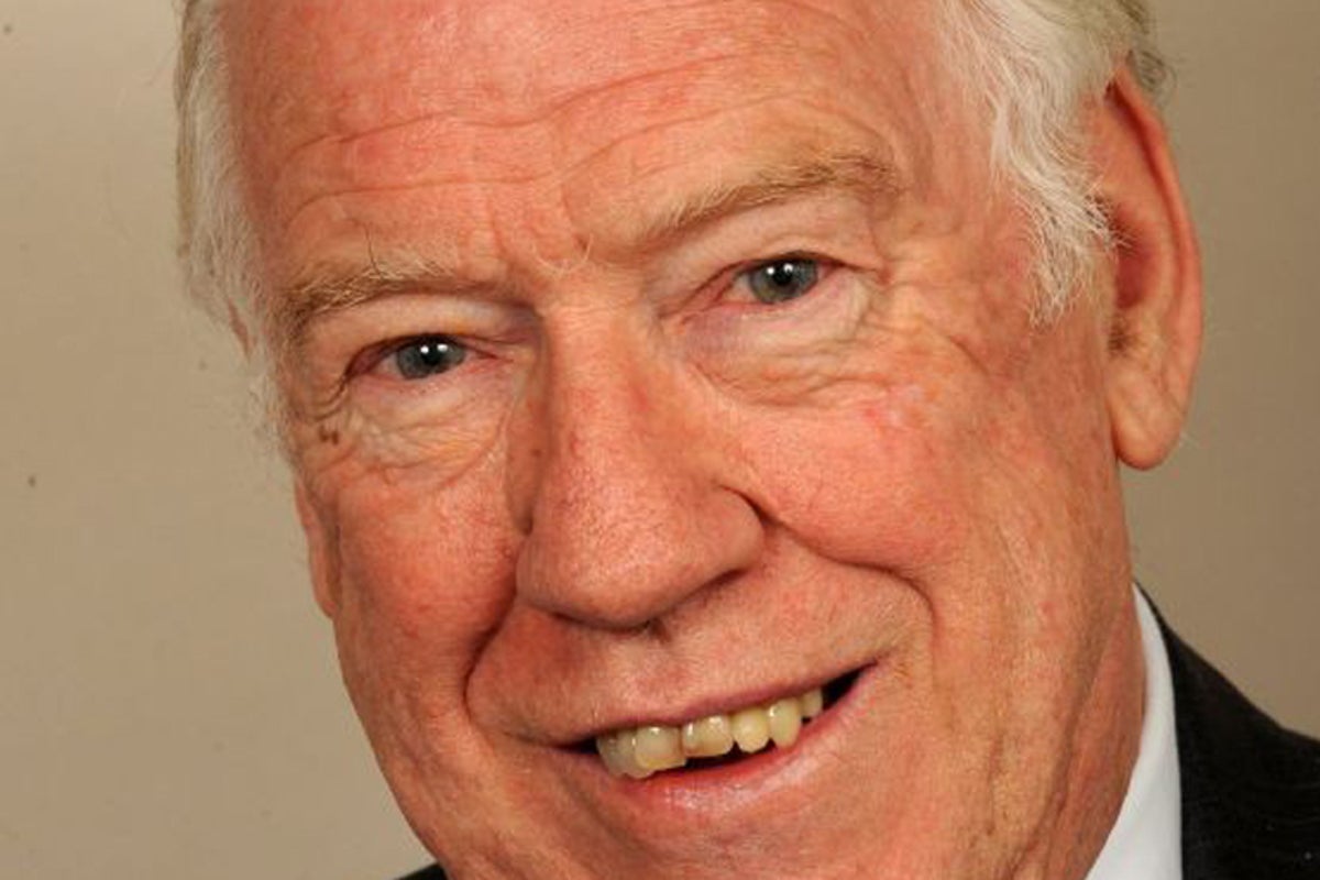 Senior Labour backbencher Sir Stuart Bell dies after cancer battle ...