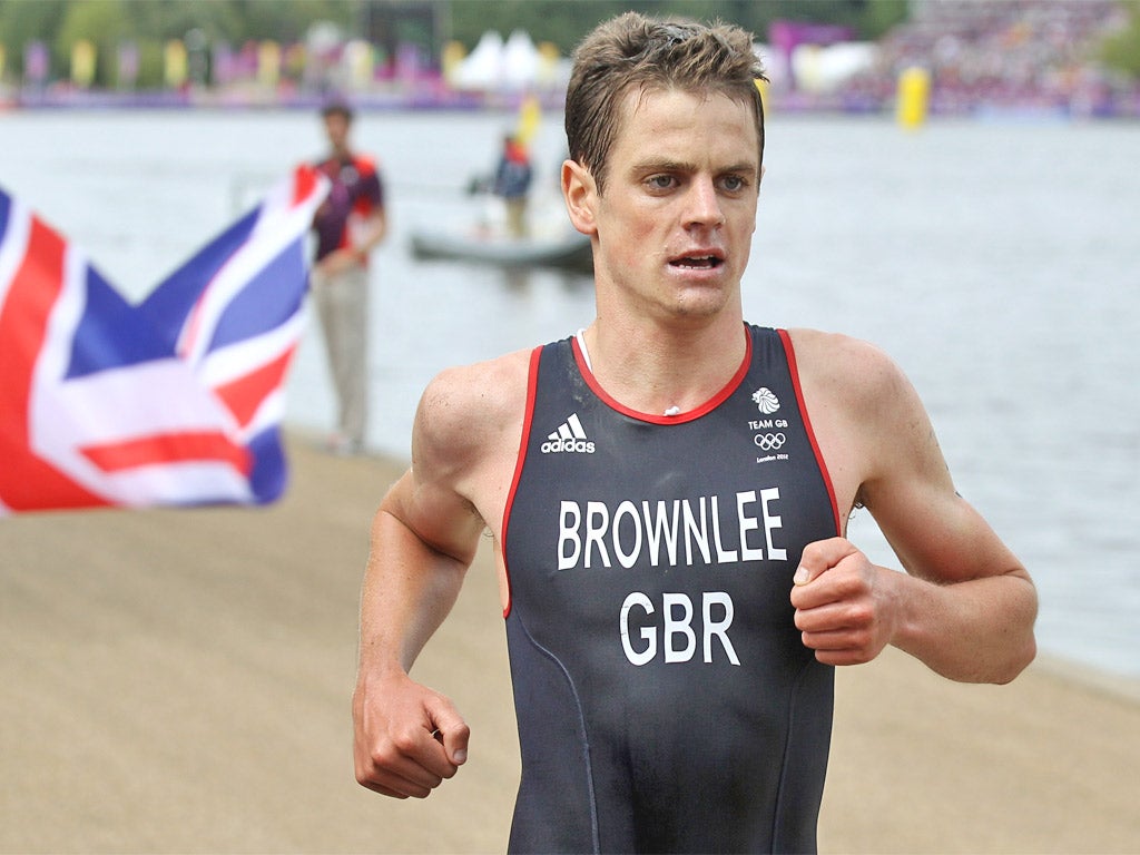 Jonny Brownlee runs through Hyde Park in the 2012 triathlon