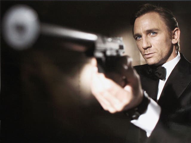 Daniel Craig poses as James Bond.