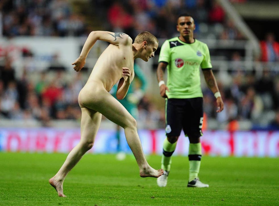 A streaker came on during Newcastle United's match v Atromitos Athens