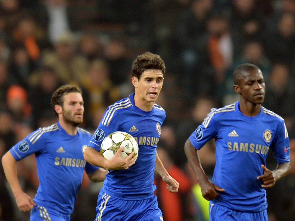 Chelsea midfielders Oscar, Mata and Ramires