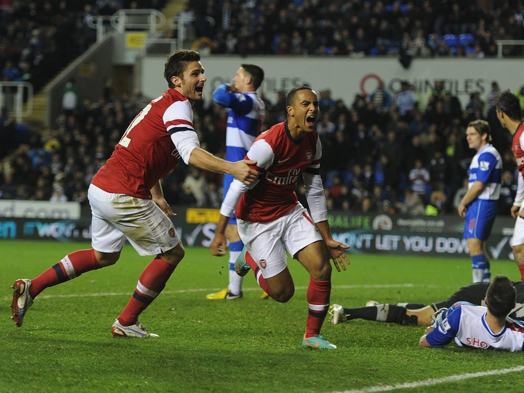 Theo Walcott scores the decisive goal against Reading