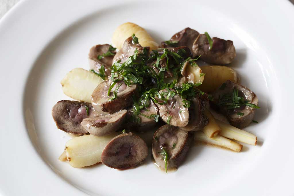 Lamb's kidneys with parsnips