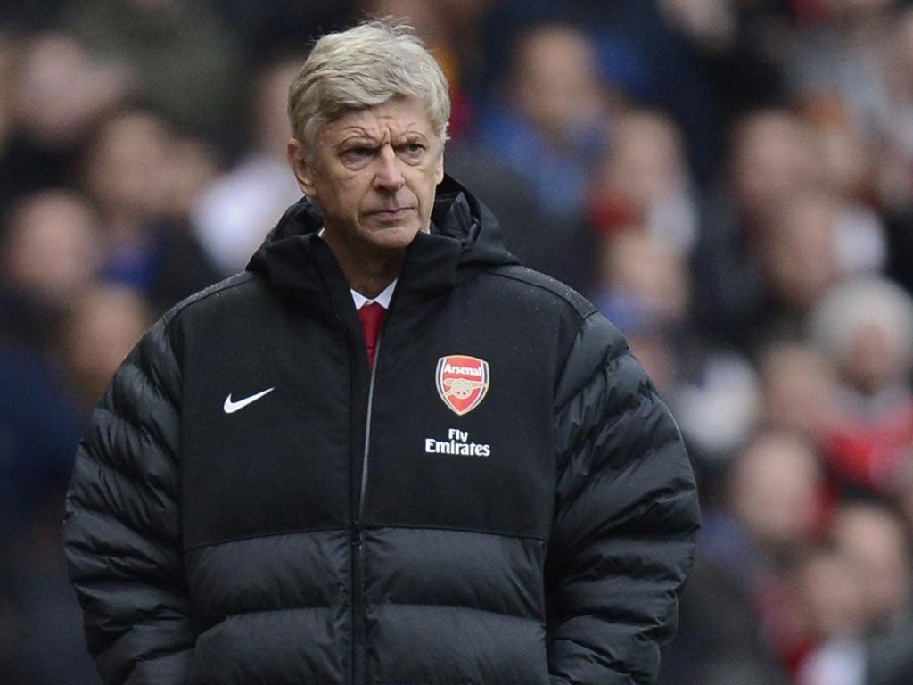 Arsène Wenger believes Chelsea are taking a risk over Mikel