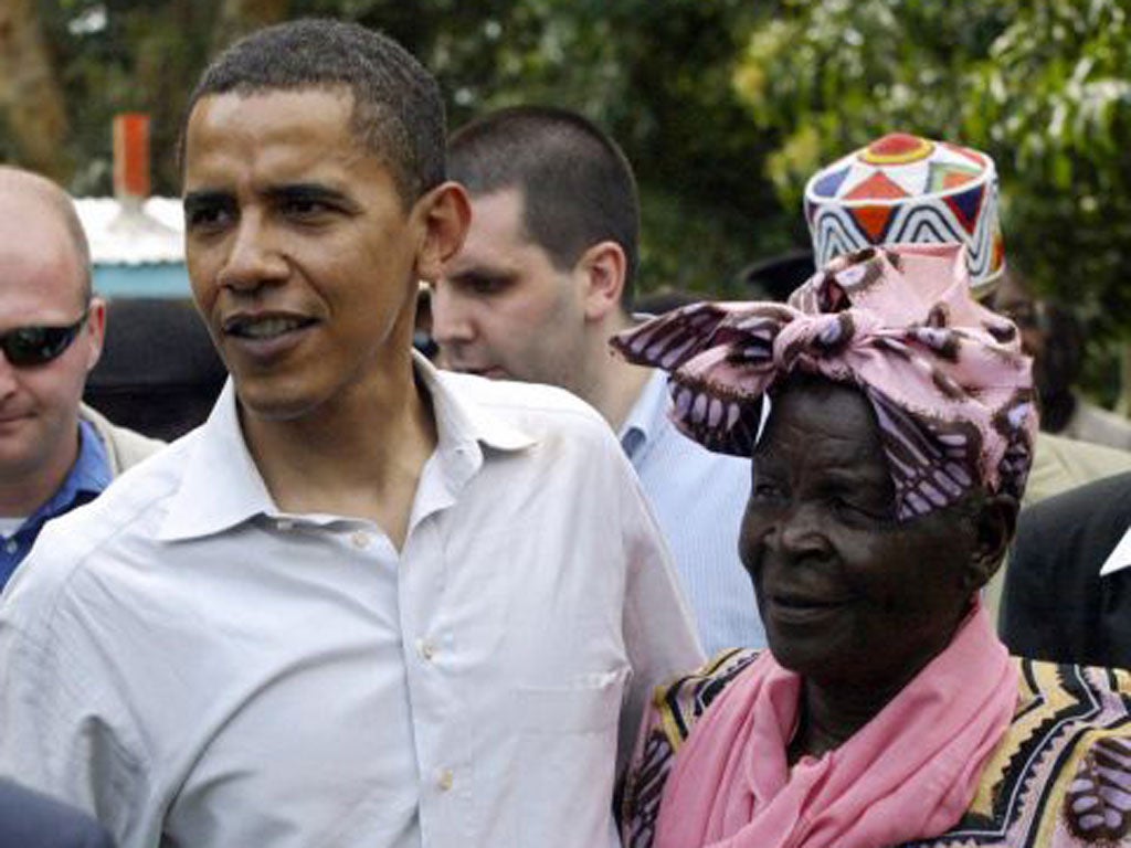Barack Obama in Kenya with his relatives