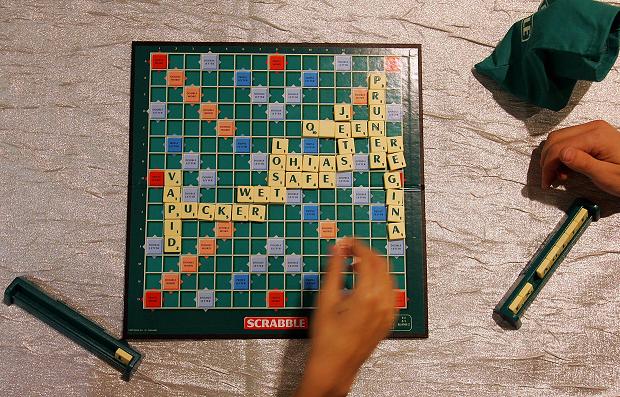 New Yorkers are turning to traditional board games now Hurricane Sandy has disrupted power