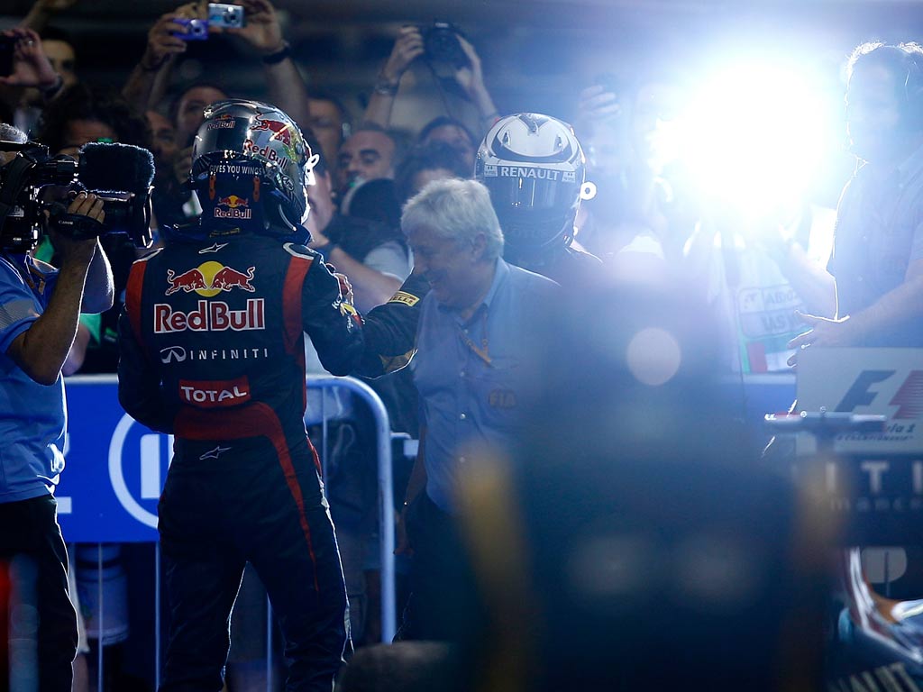 Kimi Raikkonen celebrates his victory in Abu Dhabi