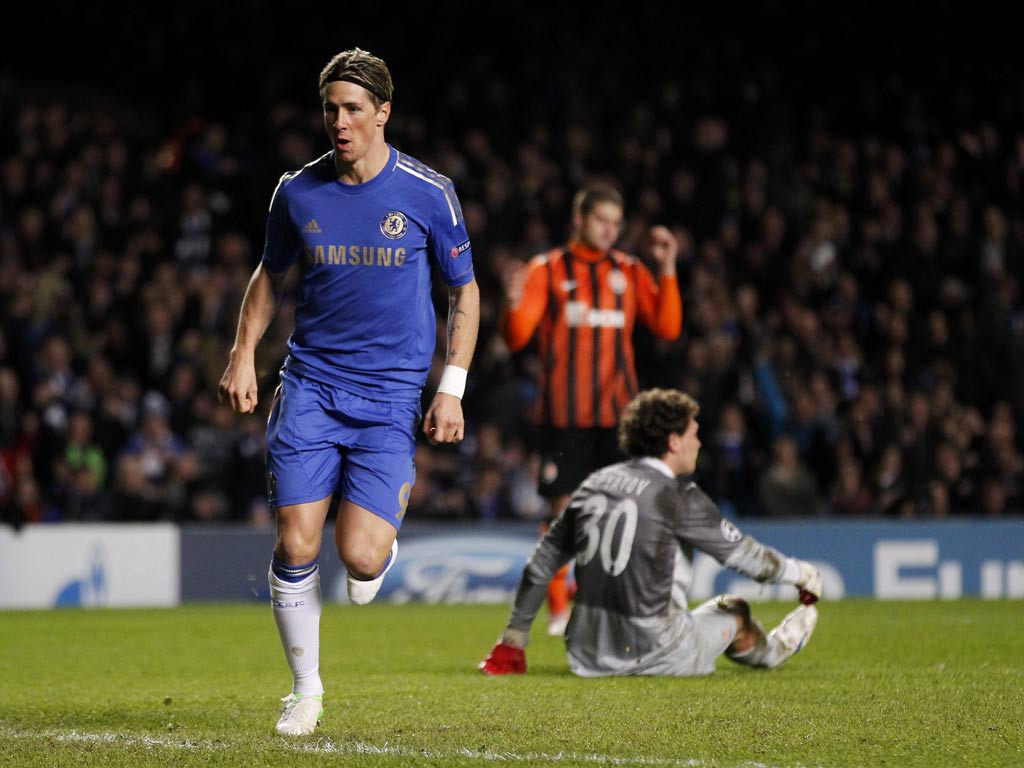 Chelsea's Spanish player Fernando Torres celebrates scoring his goal during a UEFA Champions League group E football match between Chelsea and Shakhtar Donetsk