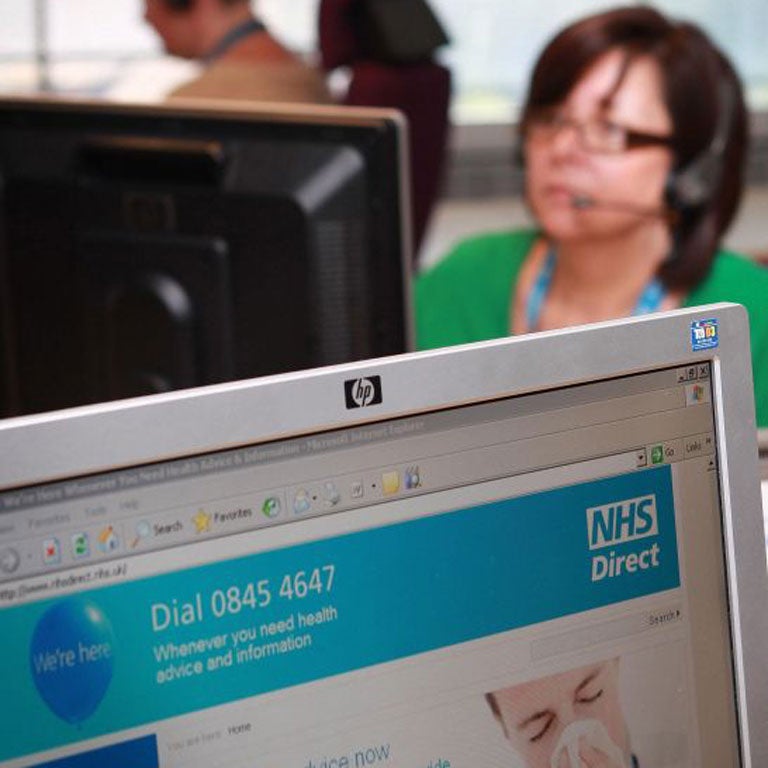 NHS Direct is to close most of its call centres with the loss of hundreds of nursing and other jobs, union leaders said today