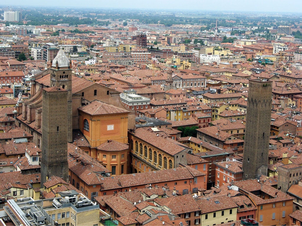Tower record: Bologna's red roofs