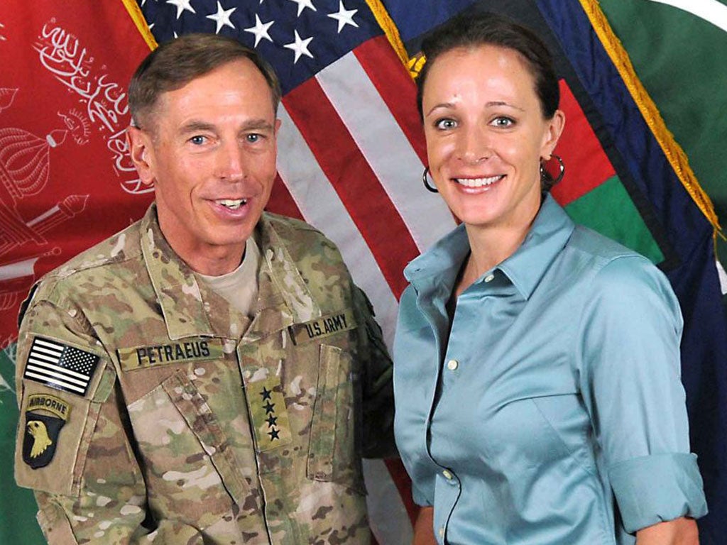 Petraeus and Broadwell at the time of the biography