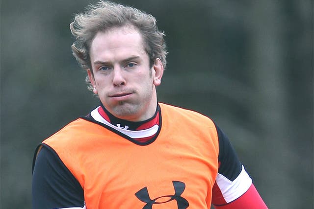 Alun Wyn Jones will miss the rest of the autumn series with a shoulder injury