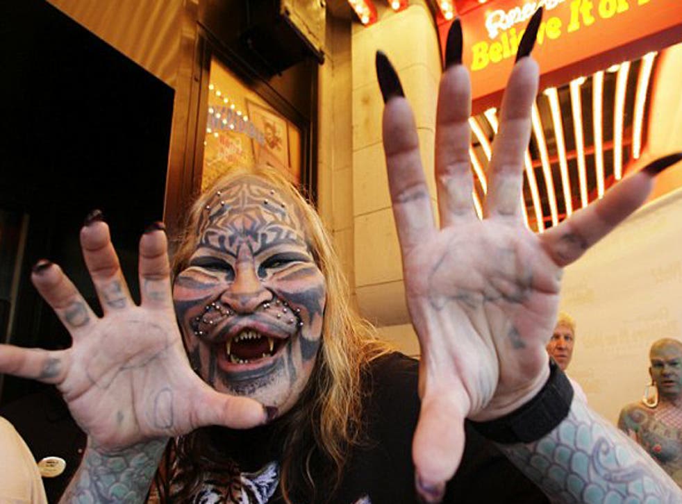 Dennis Avner who was better known as Stalking Cat