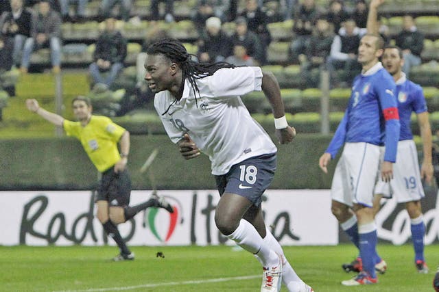 Bafetimbi Gomis celebrates scoring France’s winner