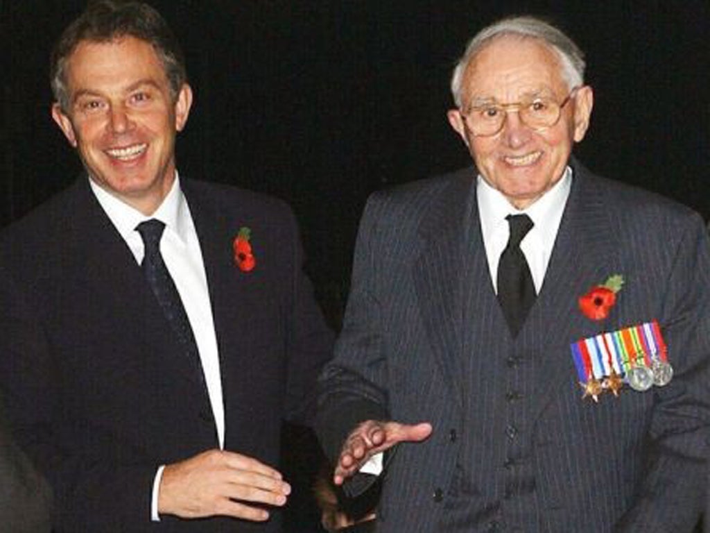 Tony Blair with his father in 2001