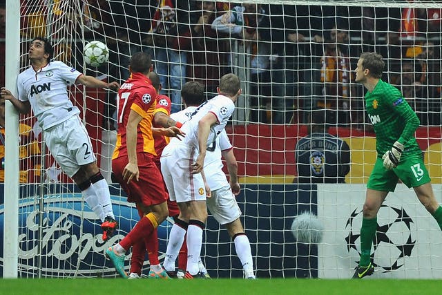 Rafael's leap fails to prevent Galatasary from scoring