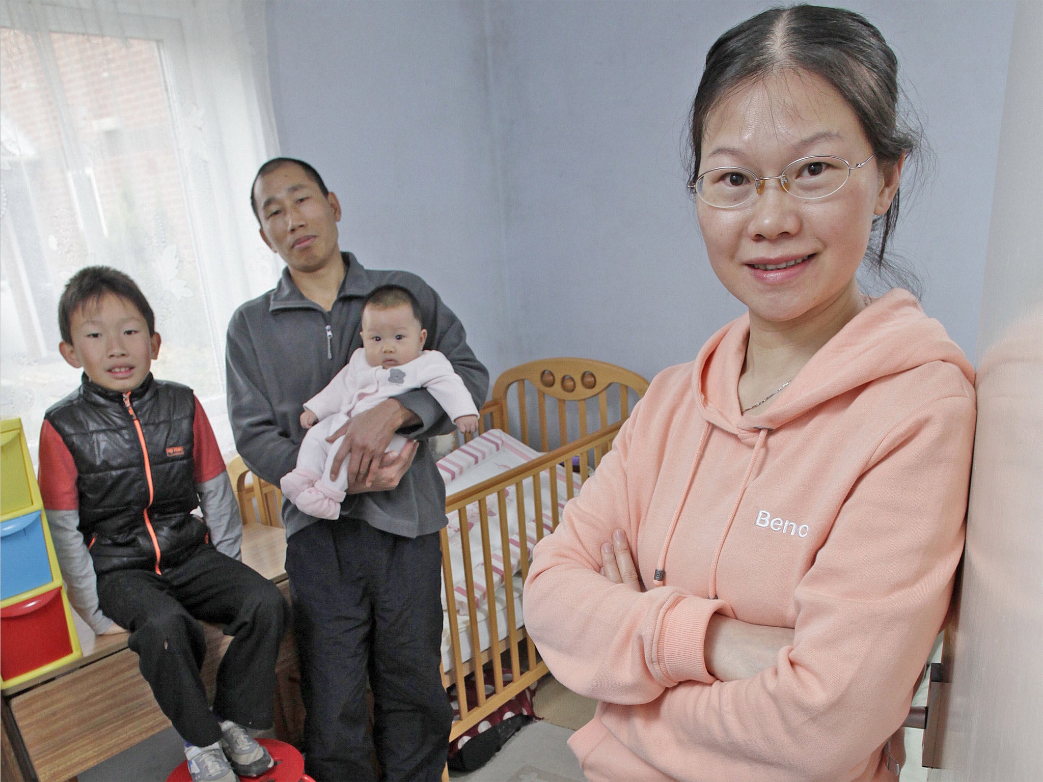 Home from home: student Yun Che with her family