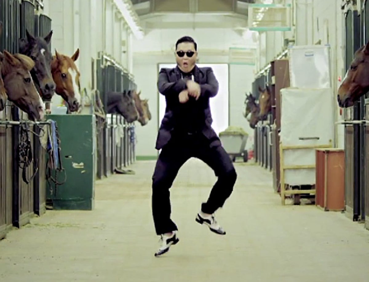 Vægt Hollow blotte Gangnam Style rapper PSY asks Tom Cruise to dance | The Independent | The  Independent