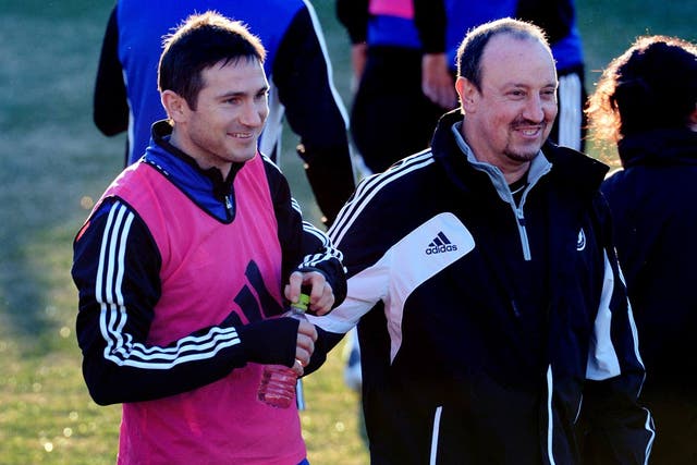 Rafael Benitez and Frank Lampard in Japan