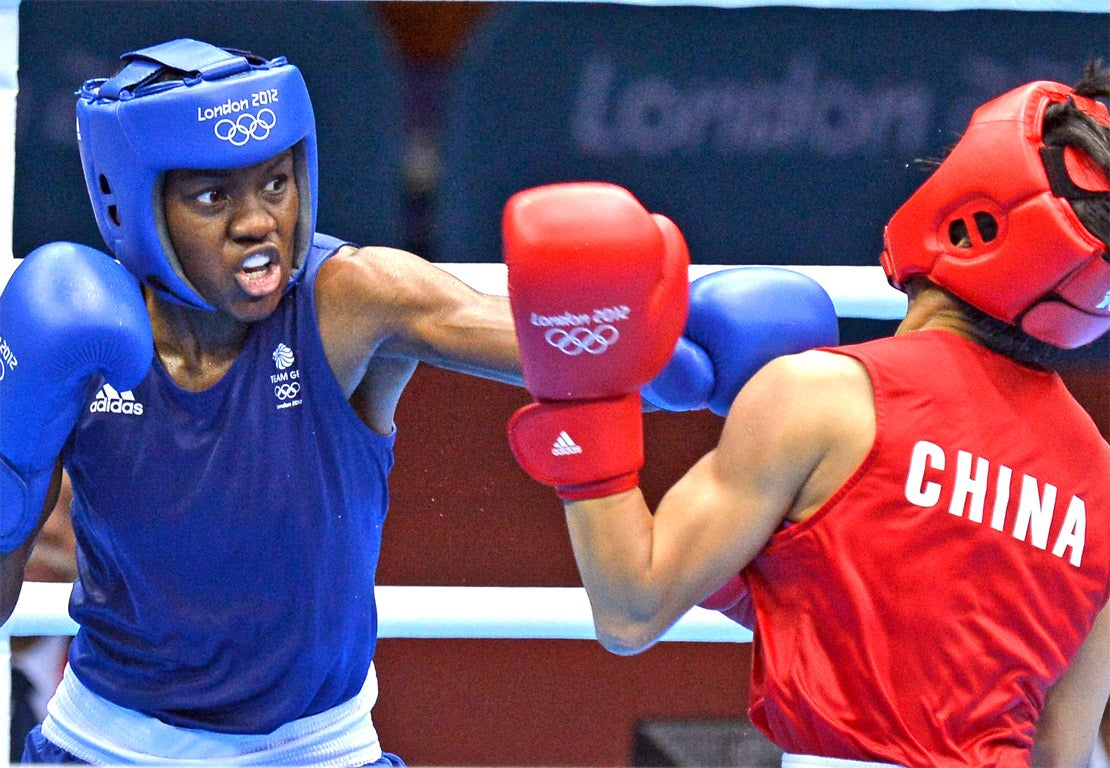 Nicola Adams takes on Ren Cancan in the Olympic final