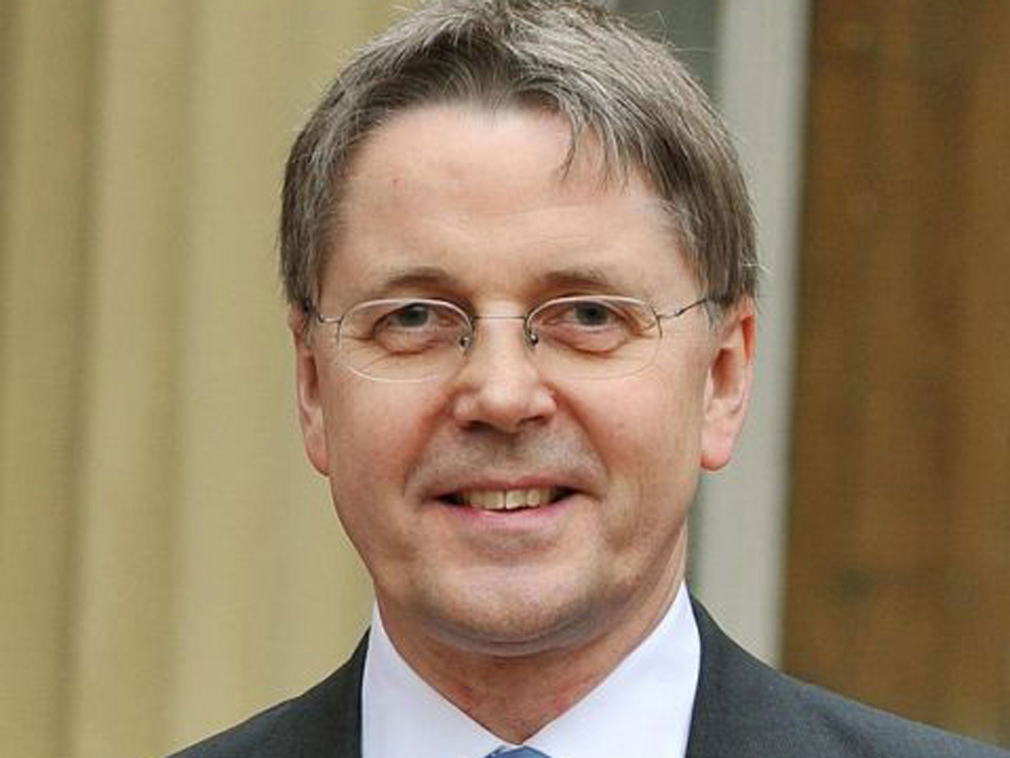 Cabinet Secretary Sir Jeremy Heywood said he told Mr Cameron that CCTV footage showed "inaccuracies and inconsistencies"