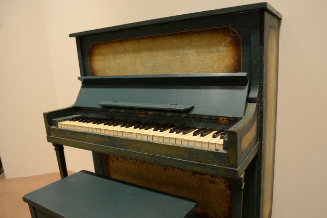 The piano used as the prop for the key flashback scene between Humphrey Bogart and Ingrid Bergman in Casablanca