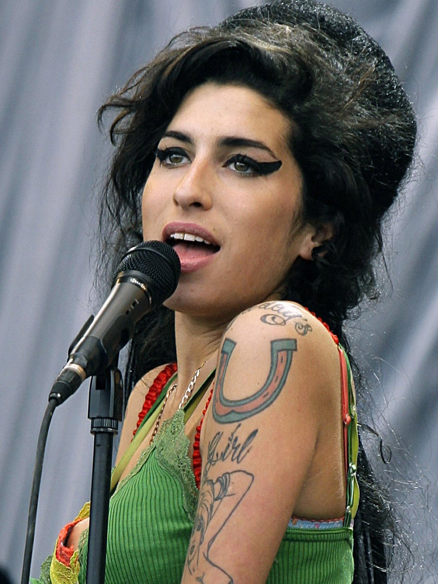 A second inquest into the death of singer Amy Winehouse has confirmed that her death was caused by alcohol