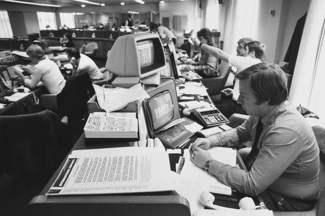 Office workers, circa 1990