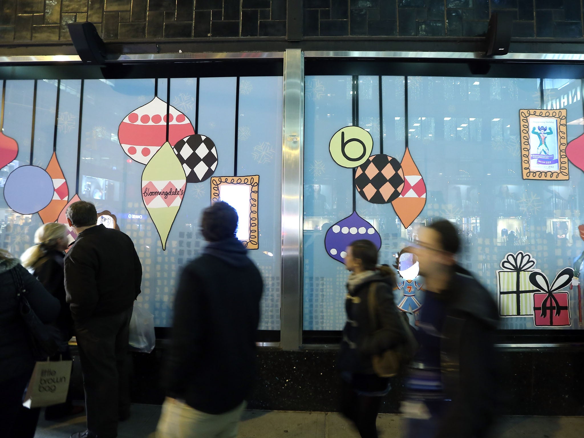 Shoppers at Bloomingdale's, New York