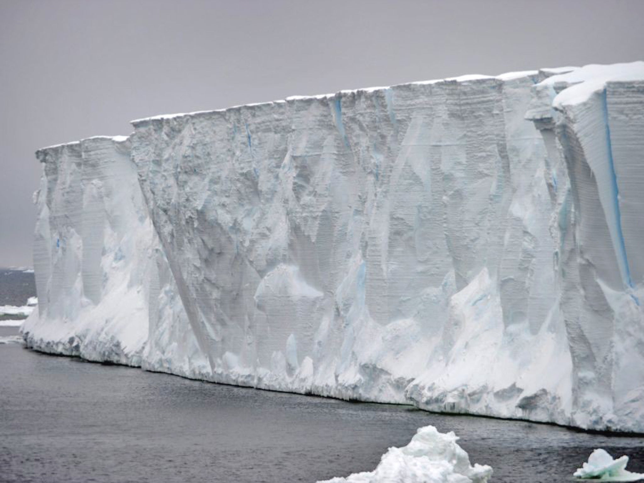 Several ice shelves around the Antarctic Peninsula have already collapsed