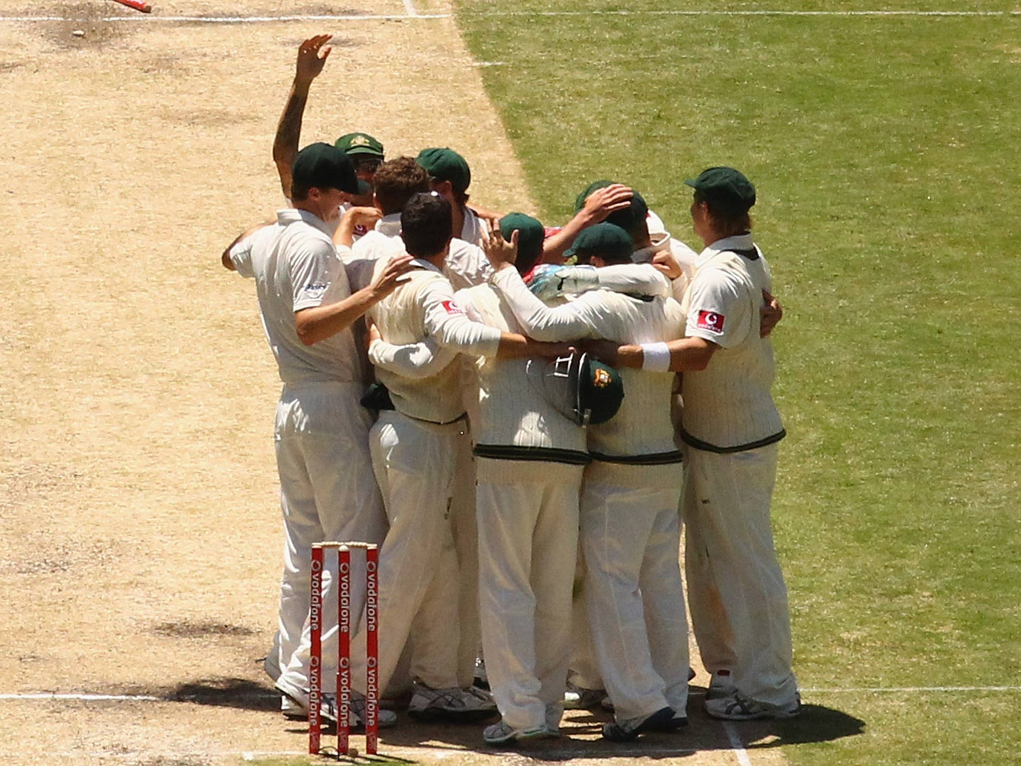 Australia celebrate victory over Sri Lanka