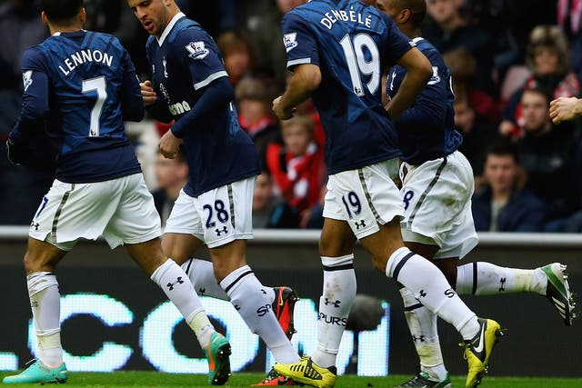 Kyle Walker celebrates with his Tottenham Hotspur teammates