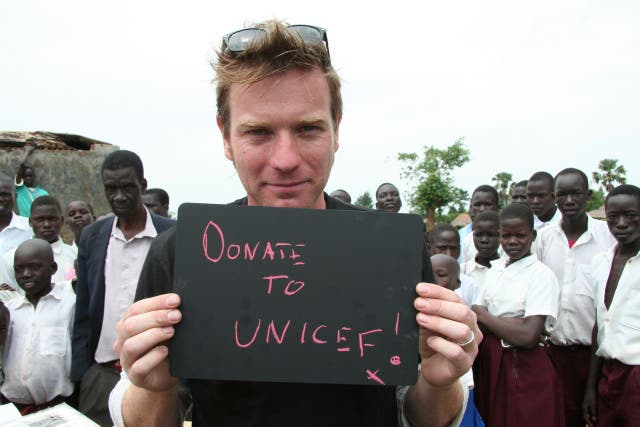 UNICEF Goodwill Ambassador Ewan McGregor visits children affected by conflict in Northern
Uganda.