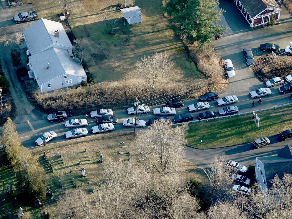 Newtown shooting deeply affected first responders The Independent