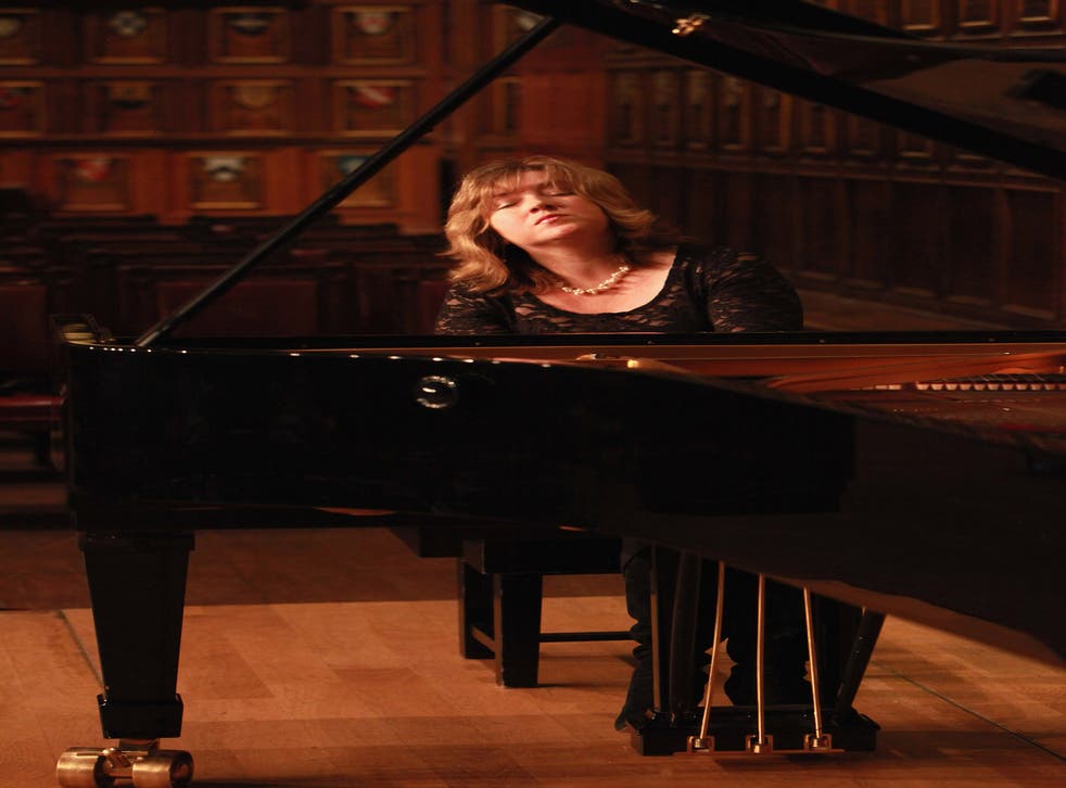 Pianist Lucy Parham 